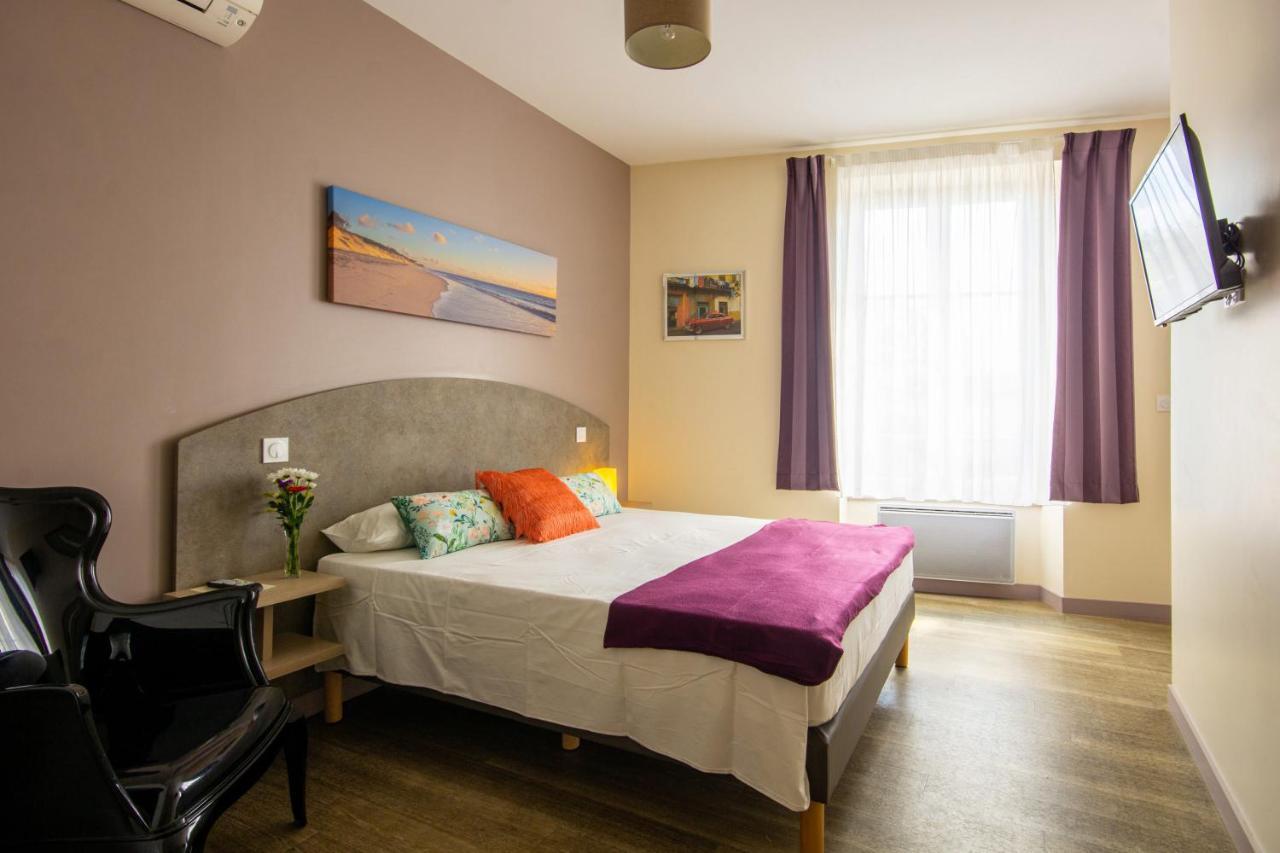 Cit'Hotel Le Commerce Saujon Ngoại thất bức ảnh
